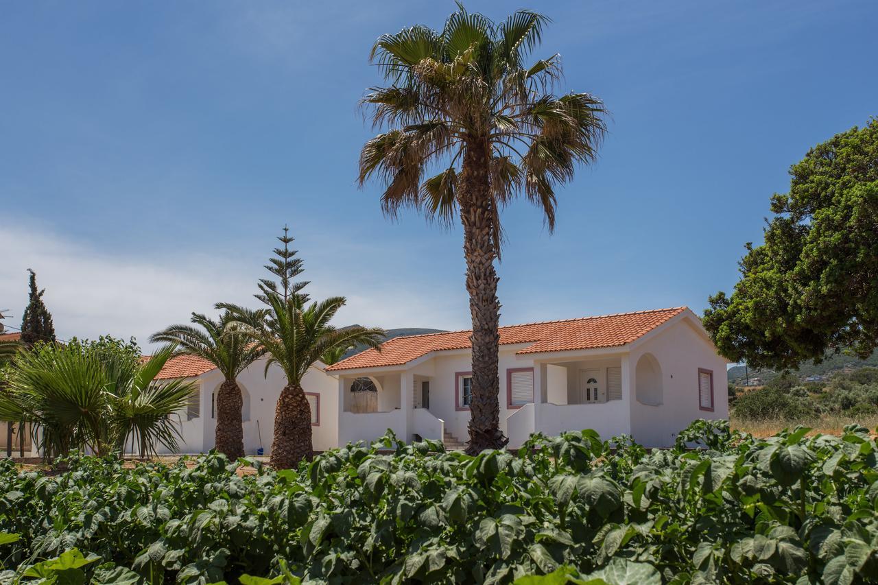 Ta Ambelakia Apartment Monemvasia Exterior photo