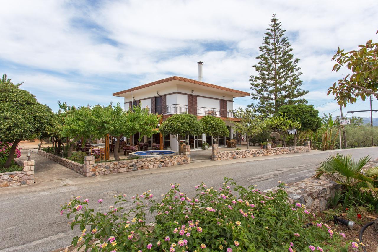 Ta Ambelakia Apartment Monemvasia Exterior photo